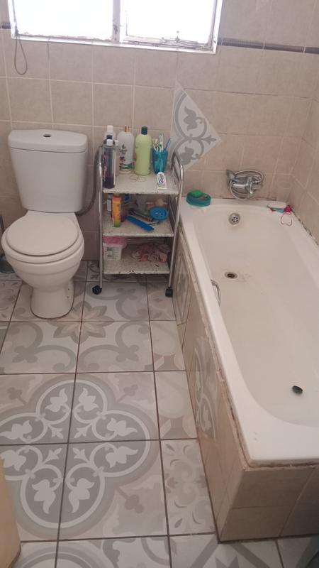 3 Bedroom Property for Sale in Alrapark Gauteng