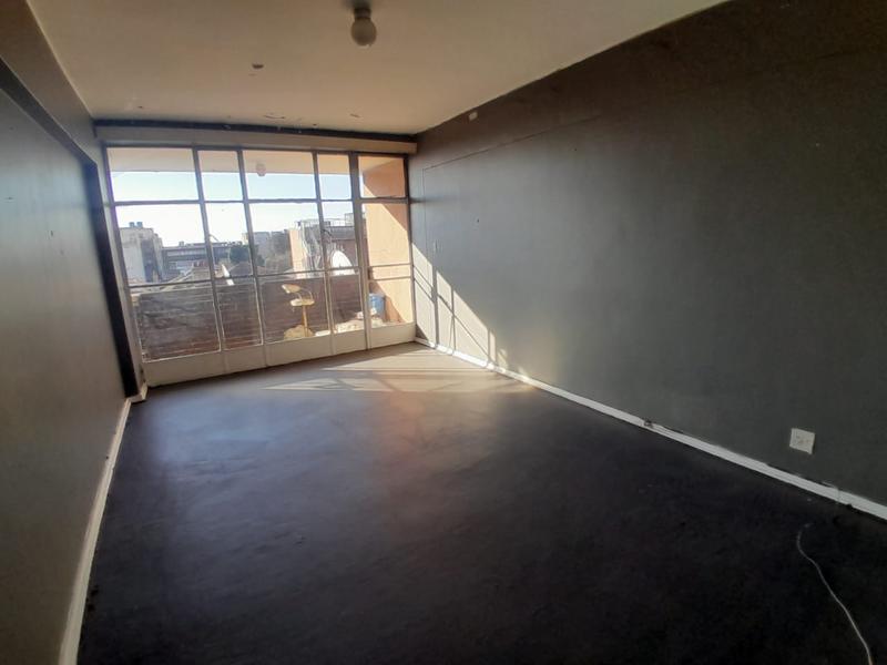 2 Bedroom Property for Sale in Berea Gauteng