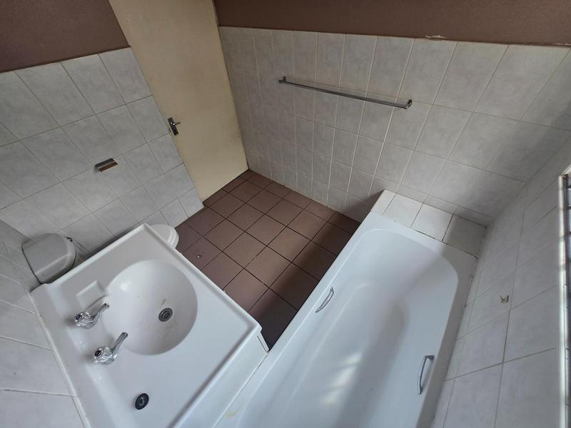 To Let 0 Bedroom Property for Rent in Haddon Gauteng