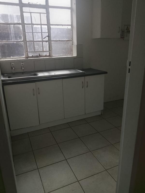 To Let 1 Bedroom Property for Rent in Jeppestown Gauteng