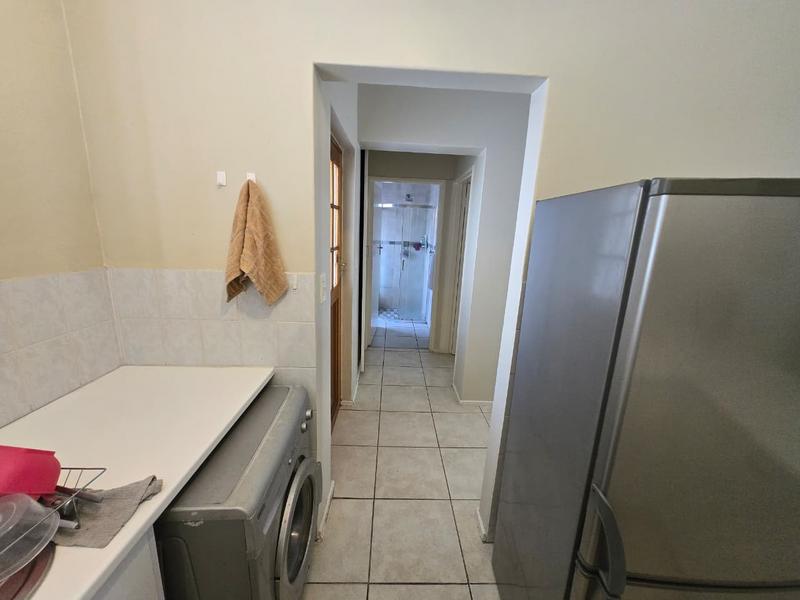 To Let 1 Bedroom Property for Rent in Magaliessig Gauteng