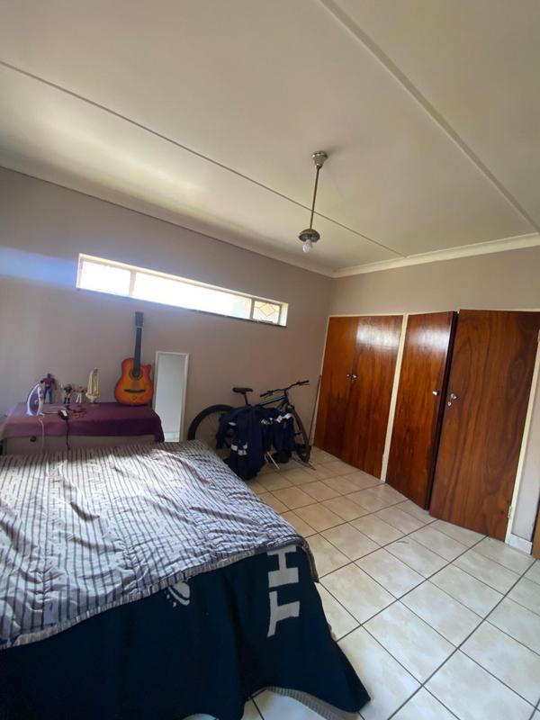 7 Bedroom Property for Sale in Selcourt Gauteng