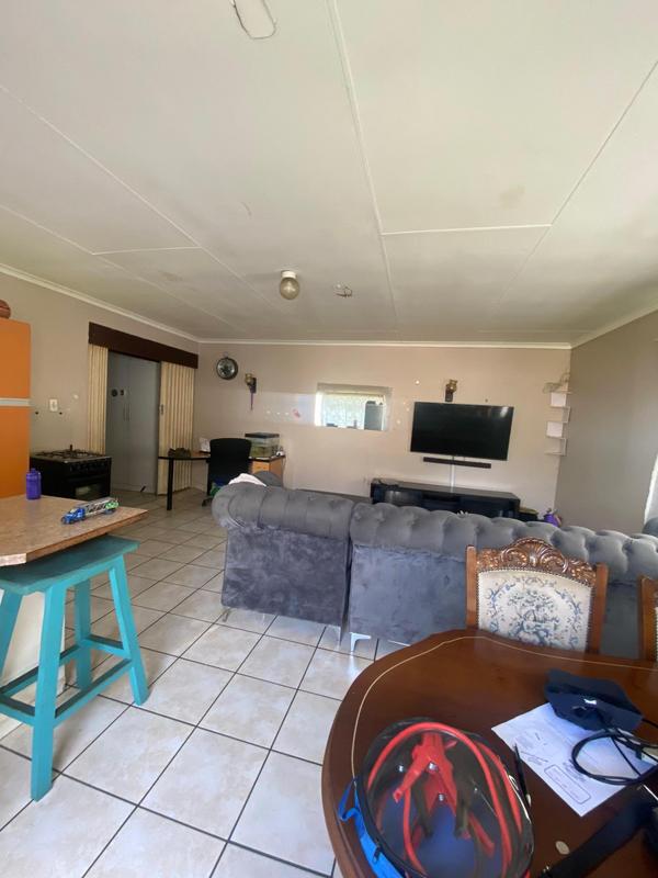 7 Bedroom Property for Sale in Selcourt Gauteng