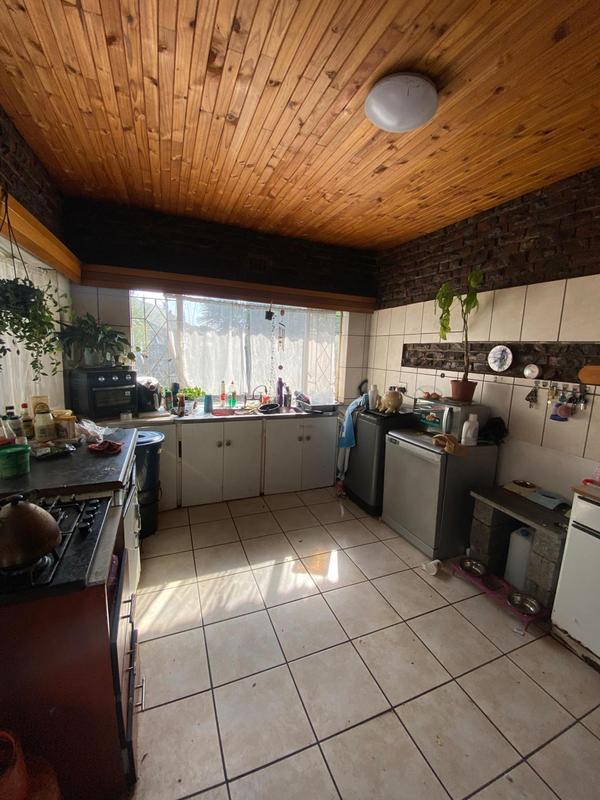 7 Bedroom Property for Sale in Selcourt Gauteng