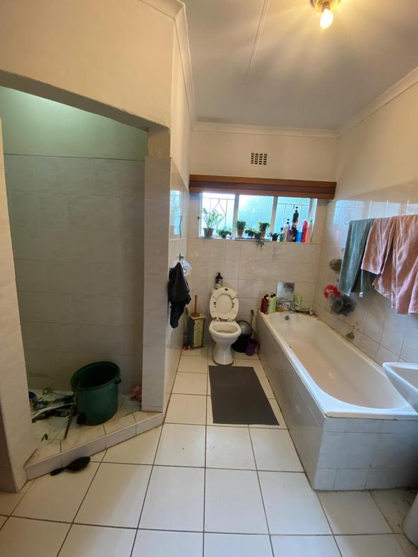 7 Bedroom Property for Sale in Selcourt Gauteng