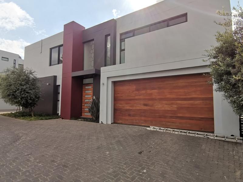 To Let 4 Bedroom Property for Rent in Morningside Gauteng