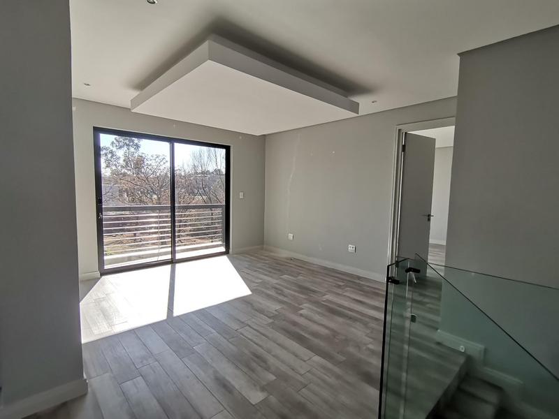 To Let 4 Bedroom Property for Rent in Morningside Gauteng