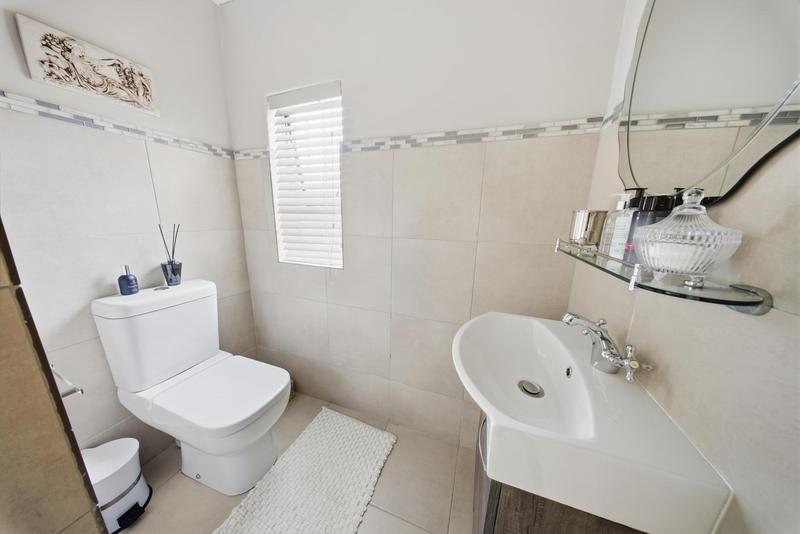 5 Bedroom Property for Sale in Lukasrand Gauteng