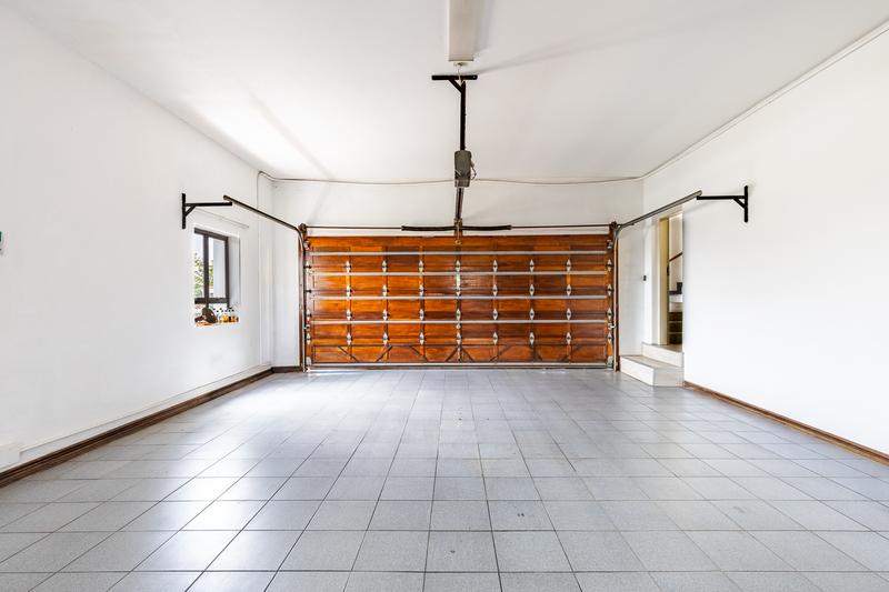 4 Bedroom Property for Sale in Waterkloof Ridge Gauteng