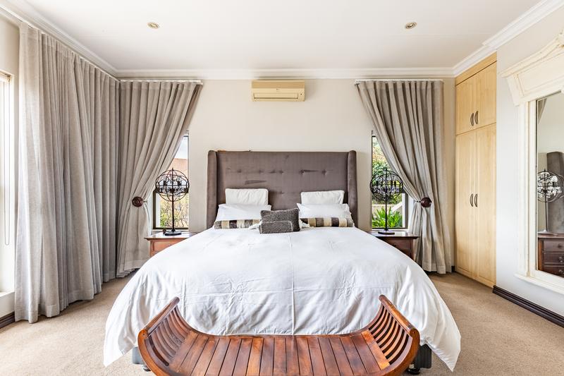 4 Bedroom Property for Sale in Waterkloof Ridge Gauteng
