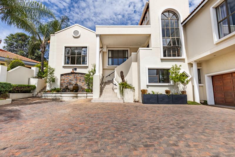 4 Bedroom Property for Sale in Waterkloof Ridge Gauteng