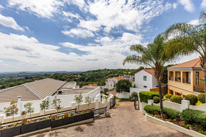 4 Bedroom Property for Sale in Waterkloof Ridge Gauteng