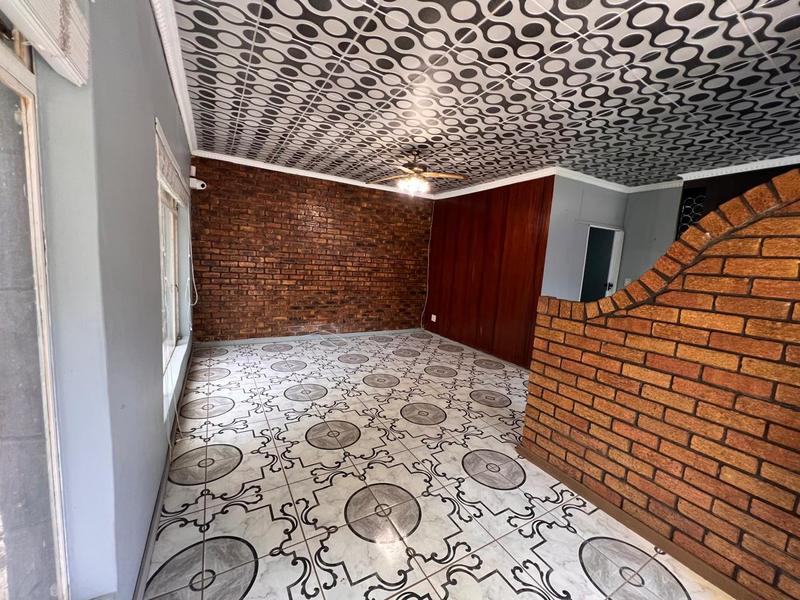 3 Bedroom Property for Sale in Selcourt Gauteng