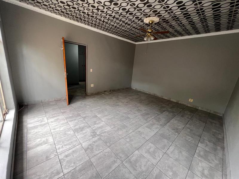 3 Bedroom Property for Sale in Selcourt Gauteng