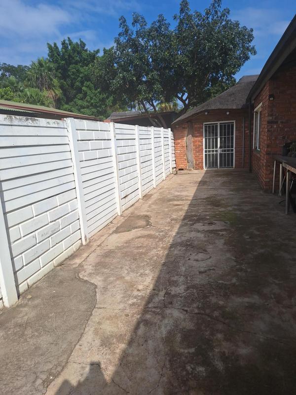To Let 1 Bedroom Property for Rent in Pretoria North Gauteng