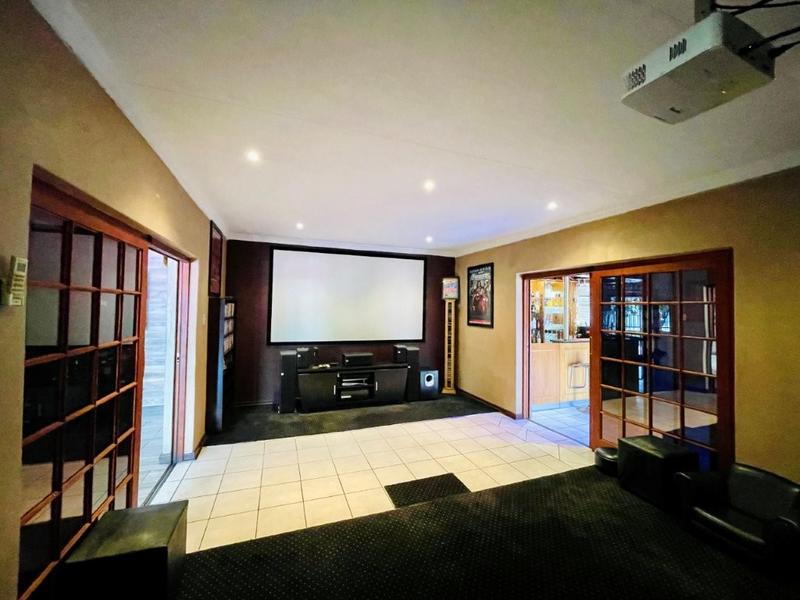 4 Bedroom Property for Sale in Brackenhurst Gauteng