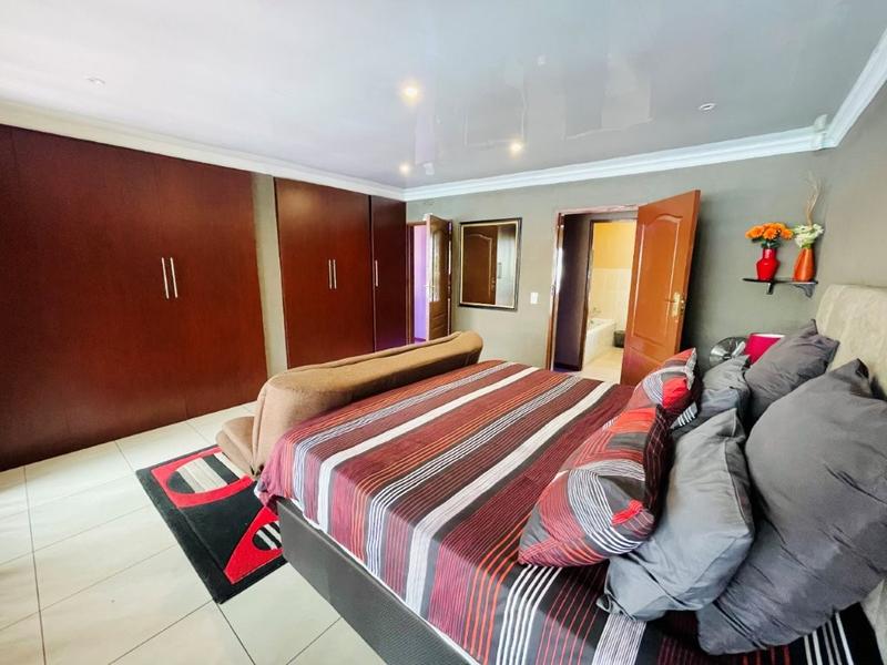 4 Bedroom Property for Sale in Brackenhurst Gauteng