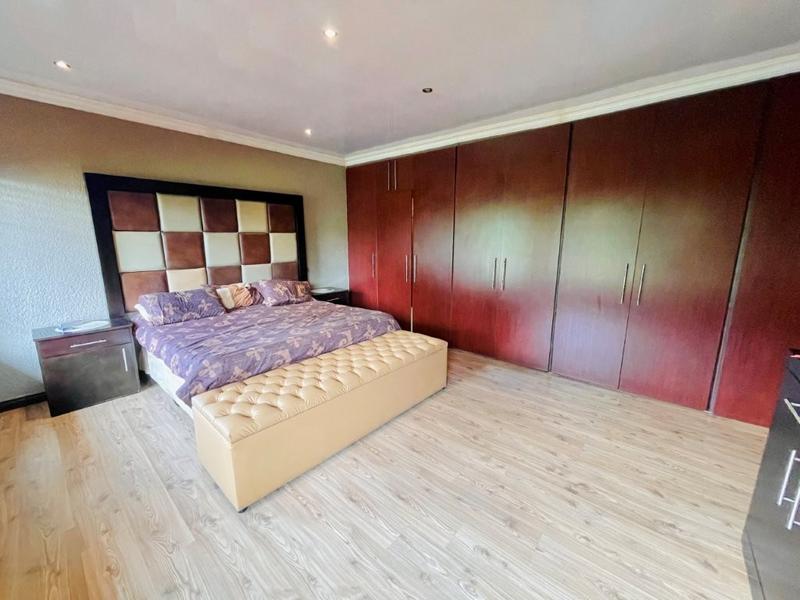 4 Bedroom Property for Sale in Brackenhurst Gauteng