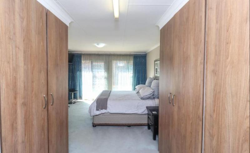 5 Bedroom Property for Sale in Meyersdal Gauteng