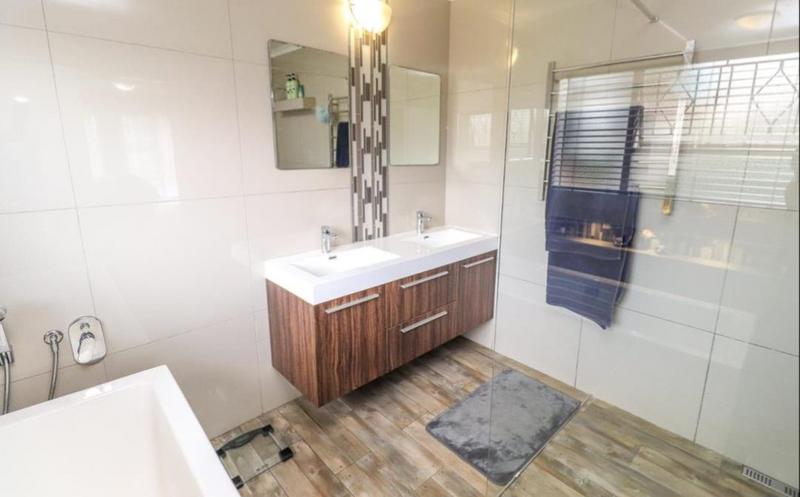 5 Bedroom Property for Sale in Meyersdal Gauteng