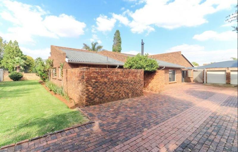 5 Bedroom Property for Sale in Meyersdal Gauteng