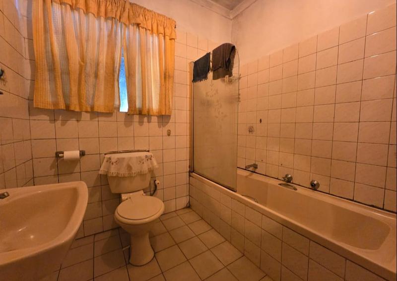 10 Bedroom Property for Sale in Walkerville Gauteng