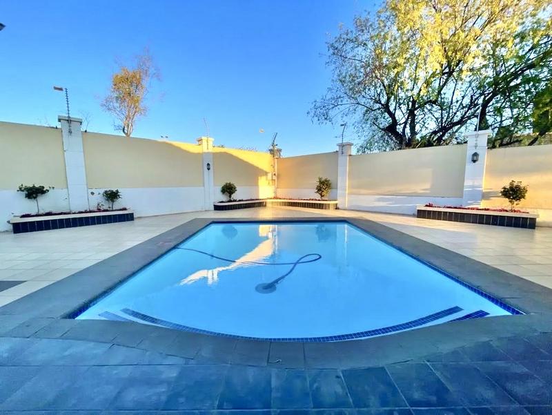 To Let 2 Bedroom Property for Rent in Noordwyk Gauteng