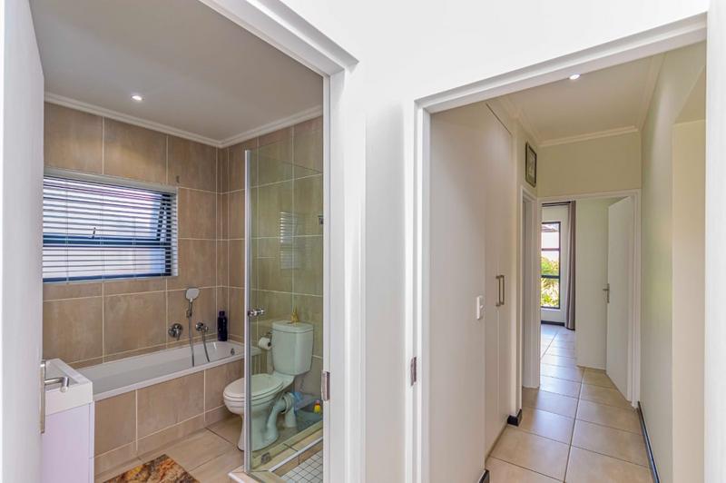 2 Bedroom Property for Sale in Paulshof Gauteng