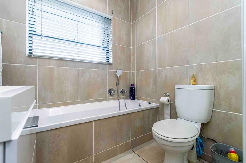 2 Bedroom Property for Sale in Paulshof Gauteng