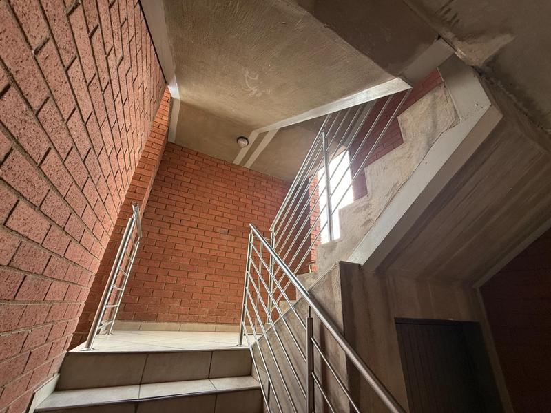 2 Bedroom Property for Sale in Summerfields Estate Gauteng