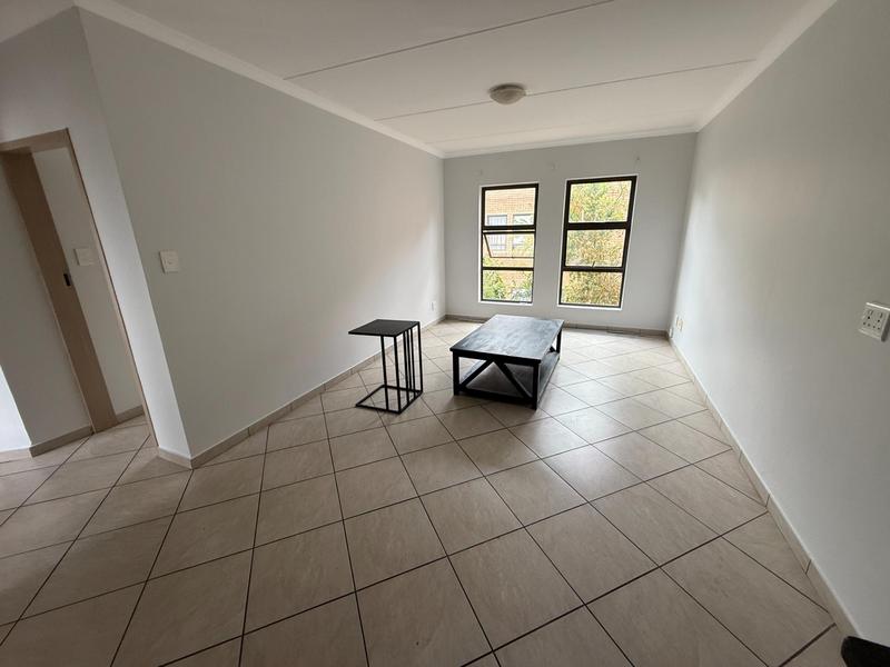 2 Bedroom Property for Sale in Summerfields Estate Gauteng