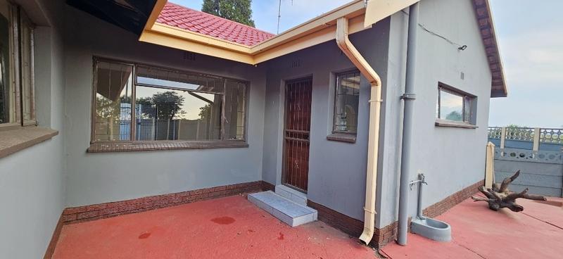 3 Bedroom Property for Sale in Sonland Park Gauteng