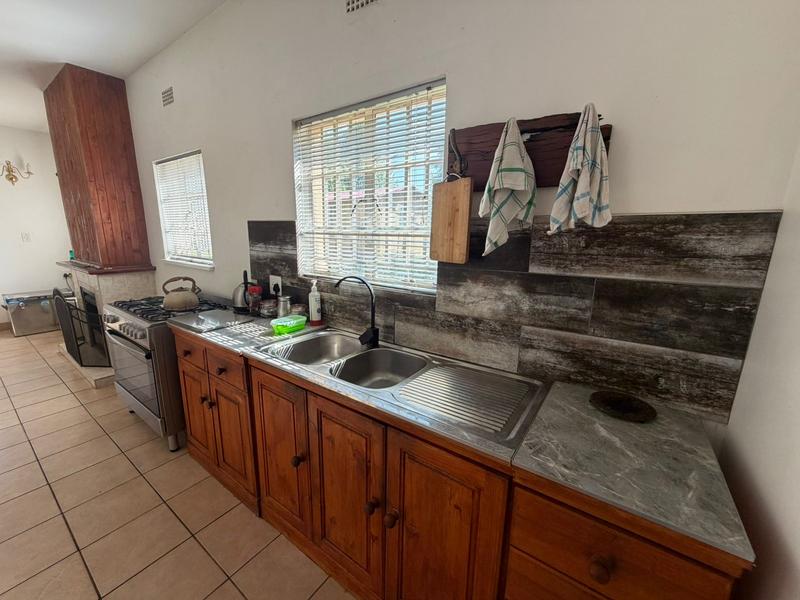 5 Bedroom Property for Sale in Vischgat Gauteng