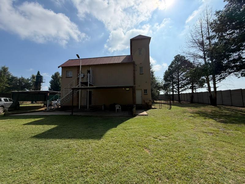 5 Bedroom Property for Sale in Vischgat Gauteng