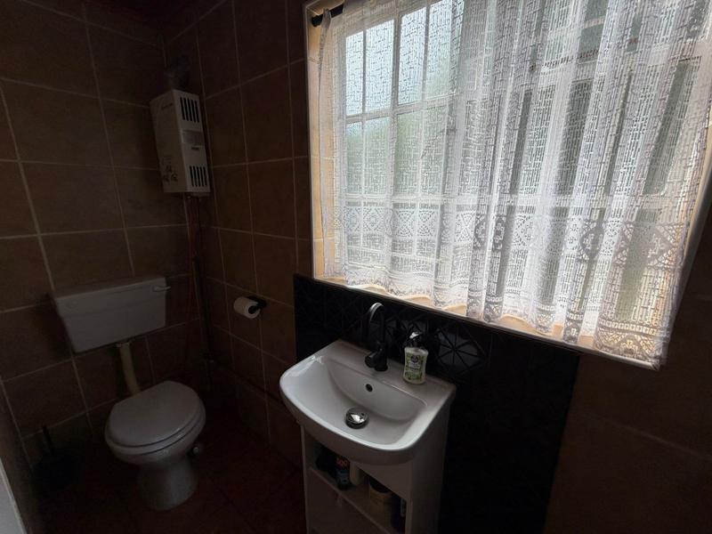 5 Bedroom Property for Sale in Vischgat Gauteng