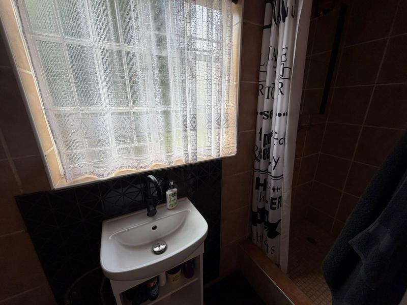 5 Bedroom Property for Sale in Vischgat Gauteng