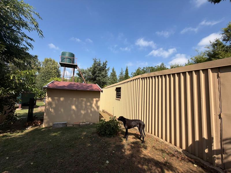 5 Bedroom Property for Sale in Vischgat Gauteng