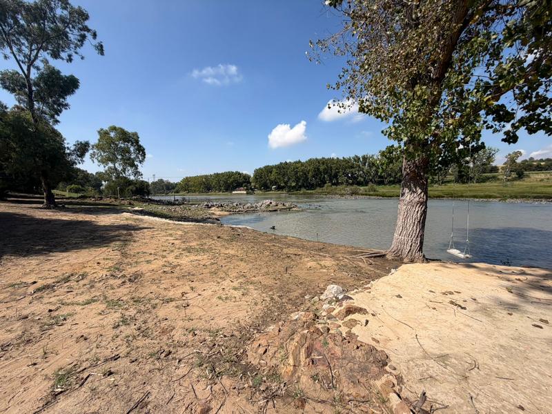 5 Bedroom Property for Sale in Vischgat Gauteng