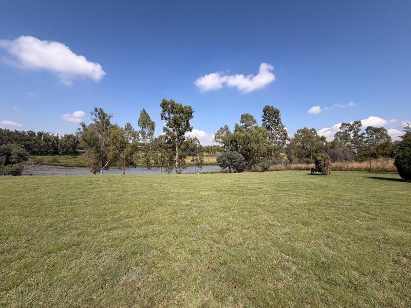 5 Bedroom Property for Sale in Vischgat Gauteng