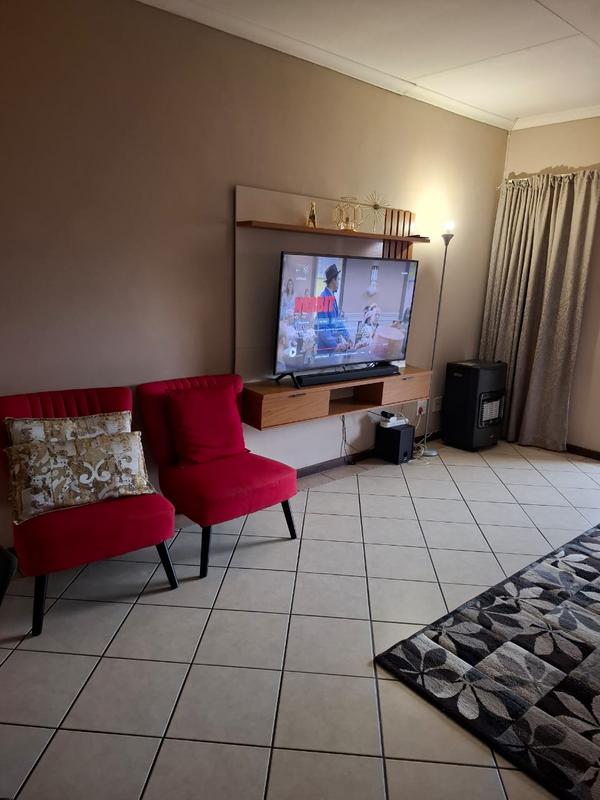 2 Bedroom Property for Sale in Mooikloof Ridge Gauteng