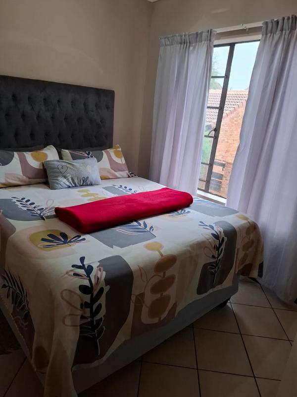 2 Bedroom Property for Sale in Mooikloof Ridge Gauteng