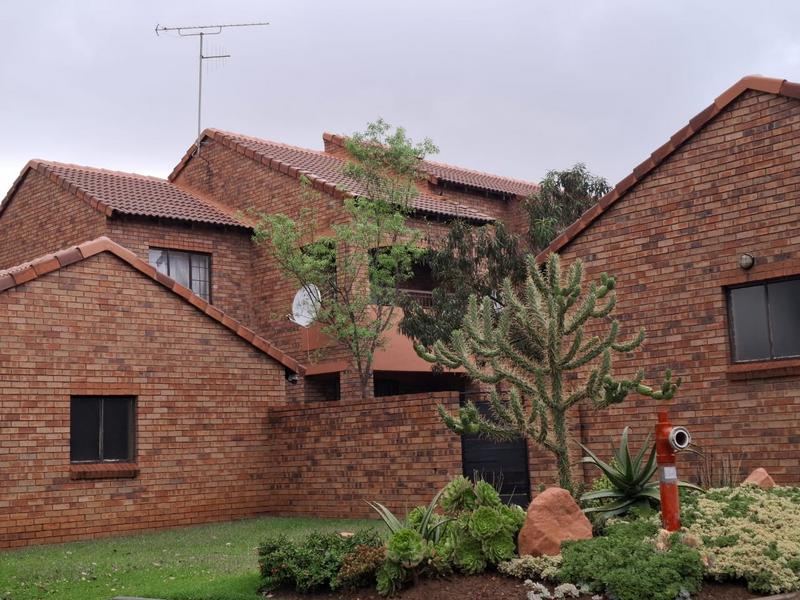2 Bedroom Property for Sale in Mooikloof Ridge Gauteng