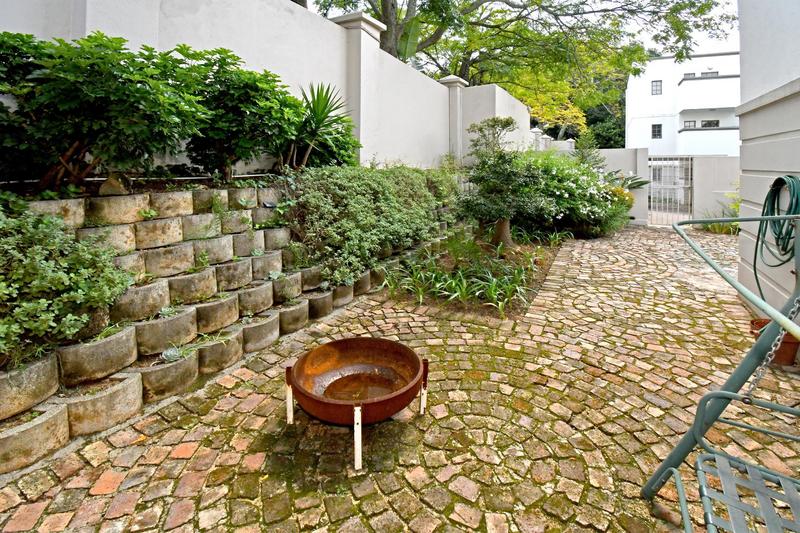 2 Bedroom Property for Sale in Craighall Gauteng