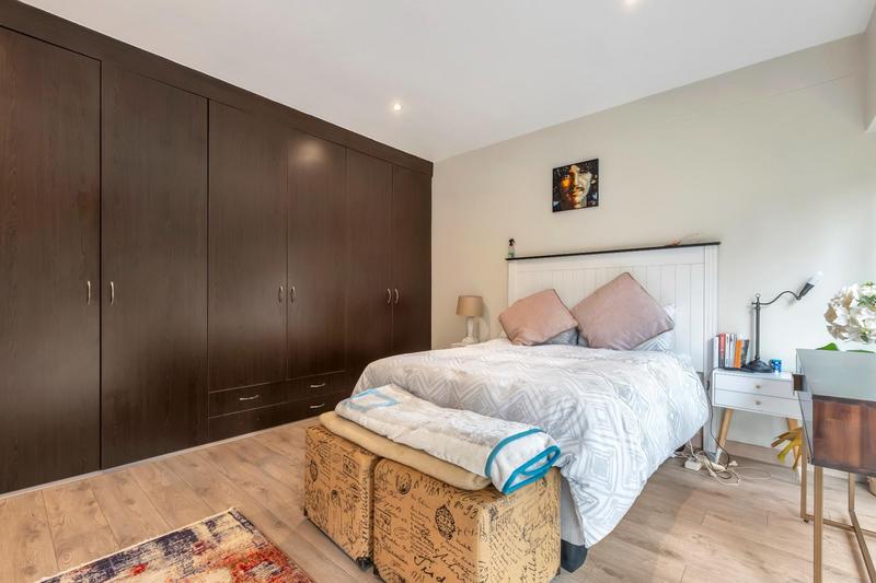 2 Bedroom Property for Sale in Oaklands Gauteng