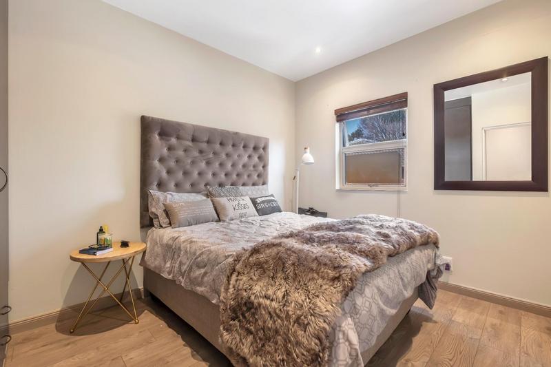 2 Bedroom Property for Sale in Oaklands Gauteng