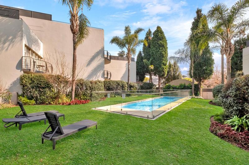 2 Bedroom Property for Sale in Oaklands Gauteng