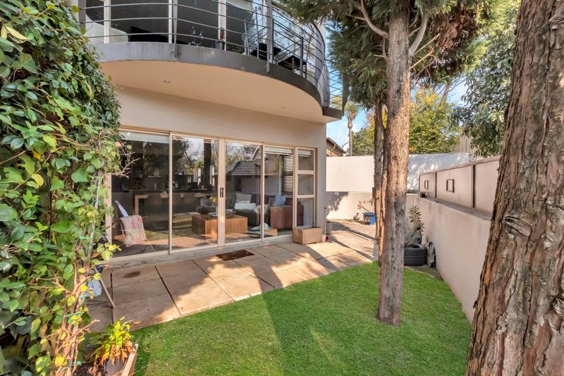 2 Bedroom Property for Sale in Oaklands Gauteng