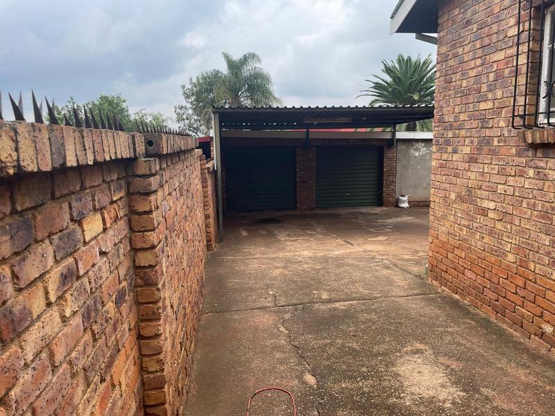4 Bedroom Property for Sale in Danville Gauteng