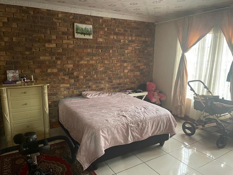 4 Bedroom Property for Sale in Danville Gauteng