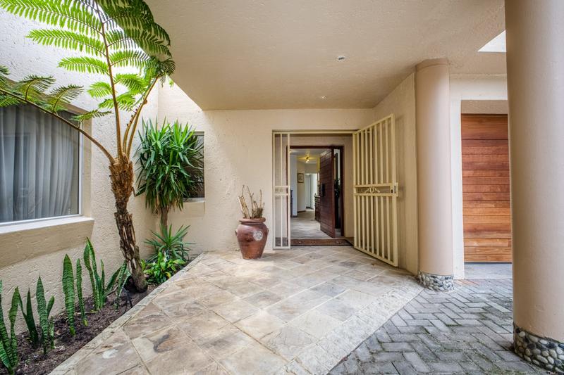 3 Bedroom Property for Sale in Lonehill Gauteng